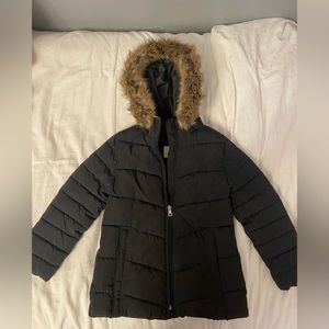 Zara girls black puffer jacket with fur hood. Size 8
